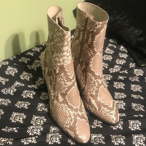 Genuine leather snakeskin boots